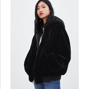 bb packable wind jacket